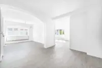 Büro 1