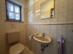 Gäste-WC - ruhige Doppelhaushälfte für Familien mit Garten und Garage in Peißenberg