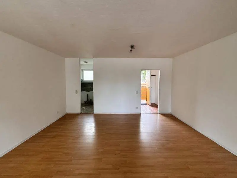 Wohn- und Schlafzimmer