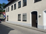 Außenansicht Nebeneingang - Flexible und zentrale Ladenfläche in der beliebten Weilheimer Oberen Stadt